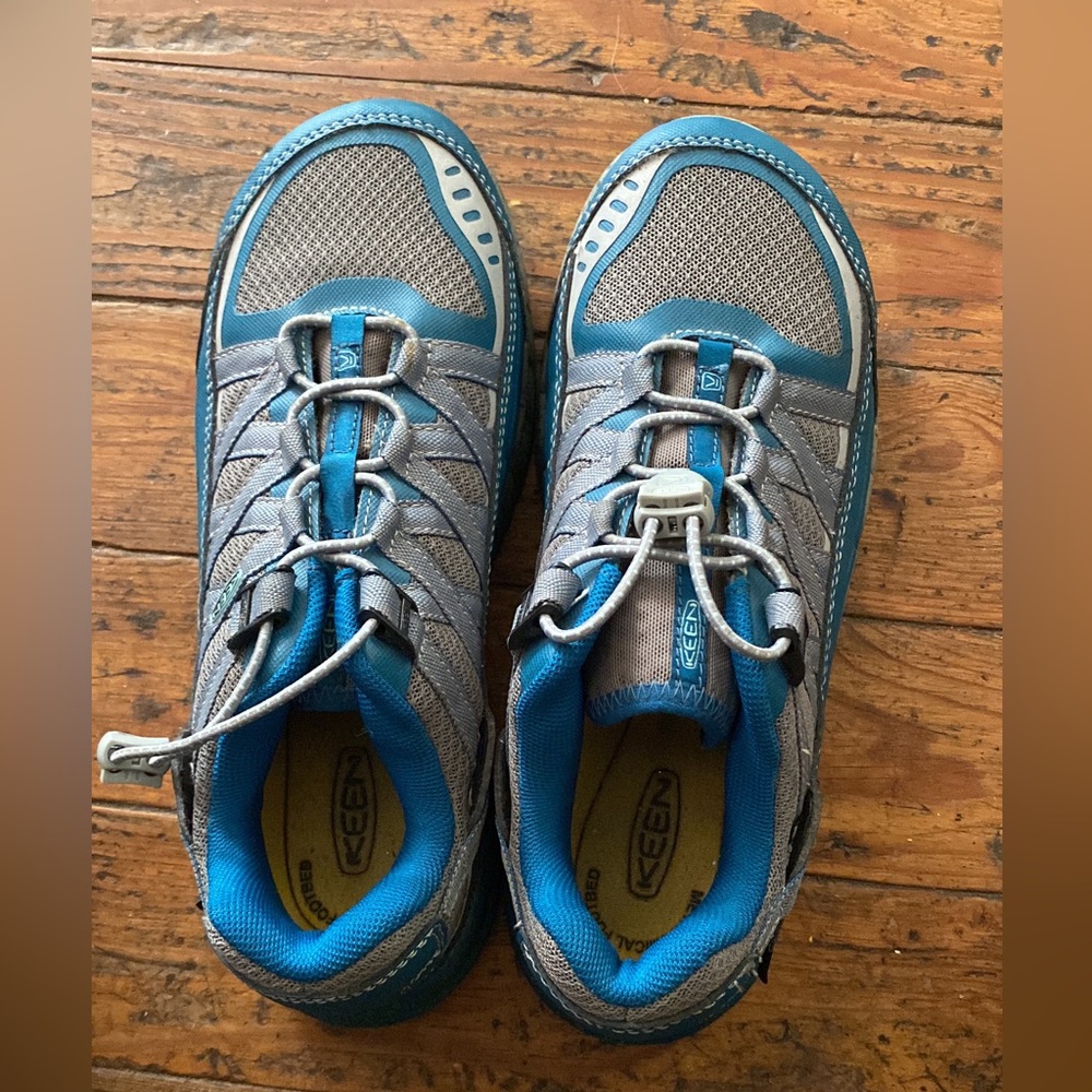 Keen Steel Toe Shoes, worn once, size 8 women’s